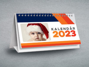 kalendar stolovy mesacny orange 2023 1